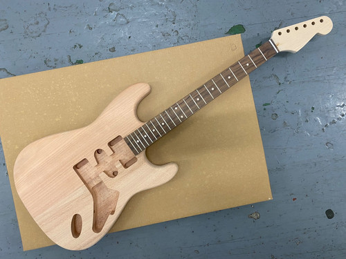 Neu gitarrenkörper rot - neu,