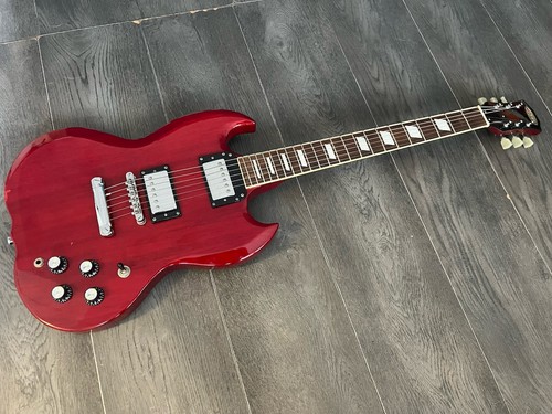 Stagg guitar cherry red - guitar,,