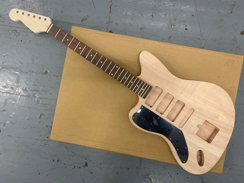 Gitarrenbausatz links meranti - links,,
